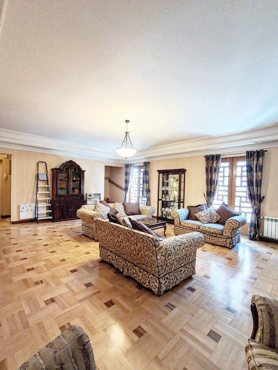 Satılır 3 otaqlı köhnə tikili 200 m² — Mənzil, Bakı (3)