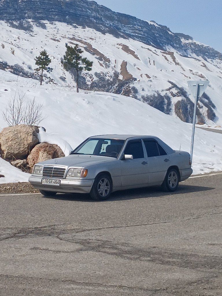 Mercedes E 220, 2.2 L, 1994 il, 553 000 km 10-GX-464 — Avtomobillər, Beyləqan (2)
