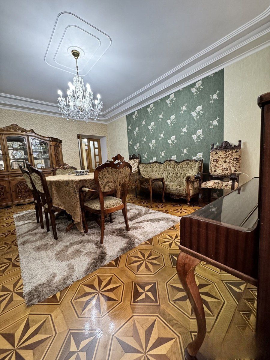 Satılır 4 otaqlı köhnə tikili 134 m² — Mənzil, Bakı (5)