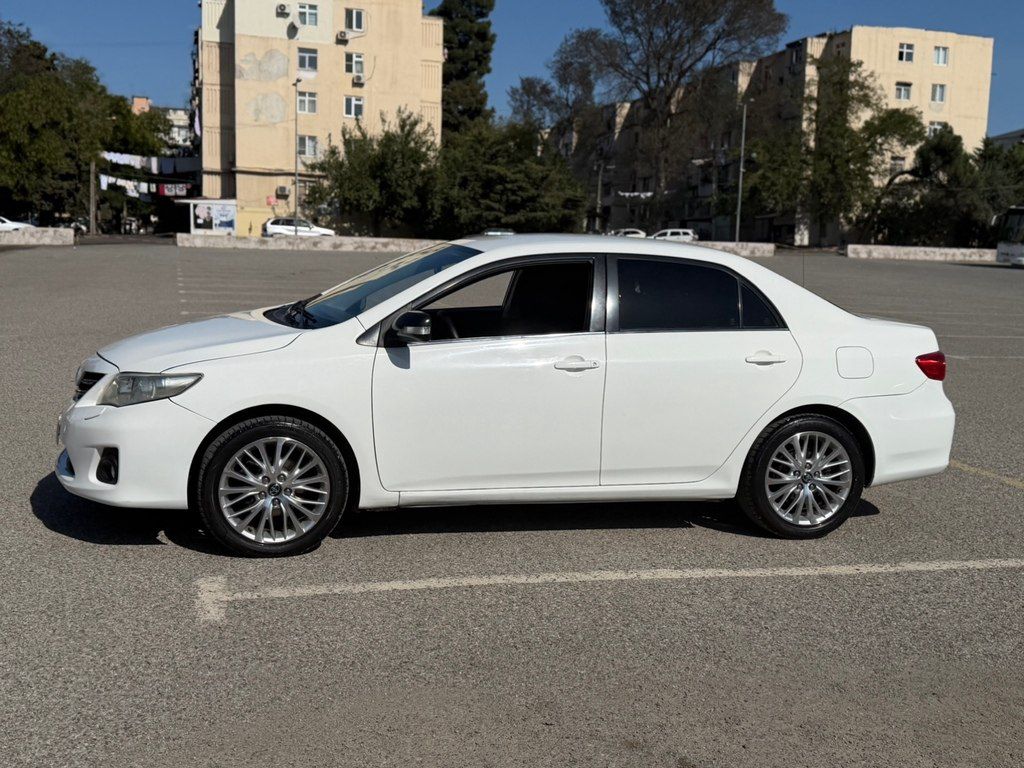 Toyota Corolla, 1.6 L, 2013 il, 255 000 km — Avtomobillər, Bakı (3)