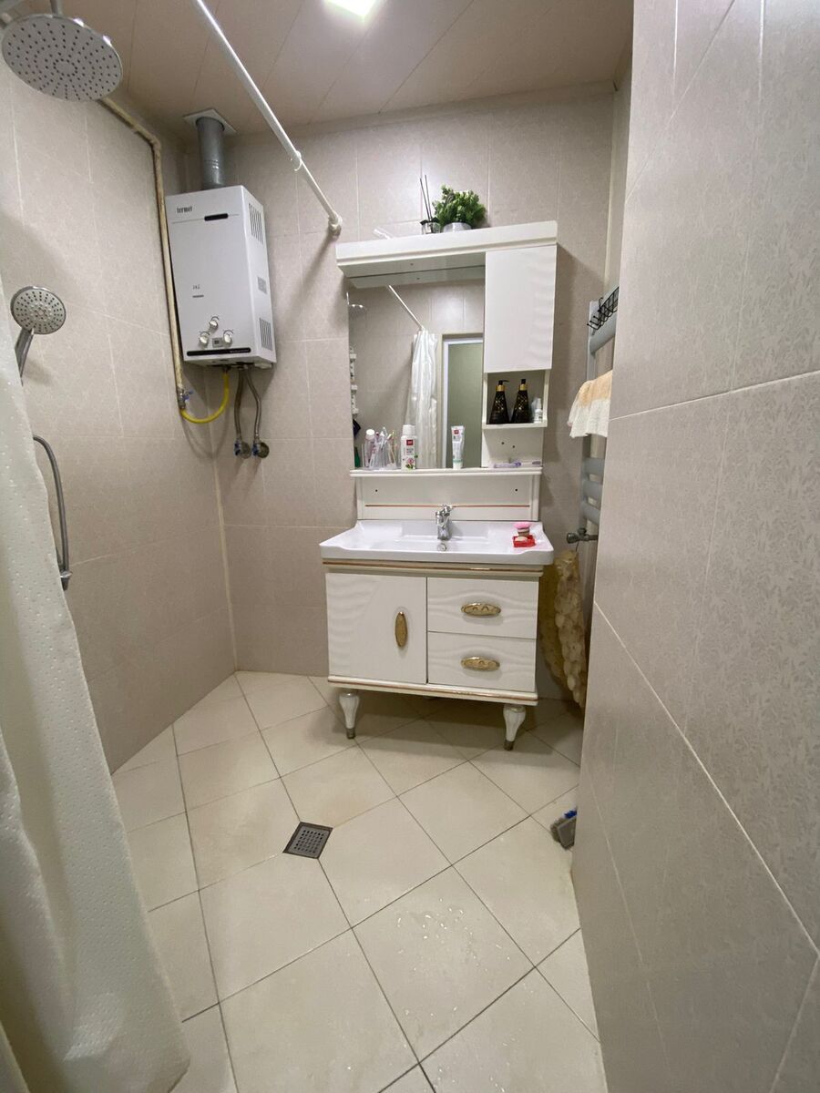 Satılır 5 otaqlı köhnə tikili 100 m² — Mənzil, Bakı (12)