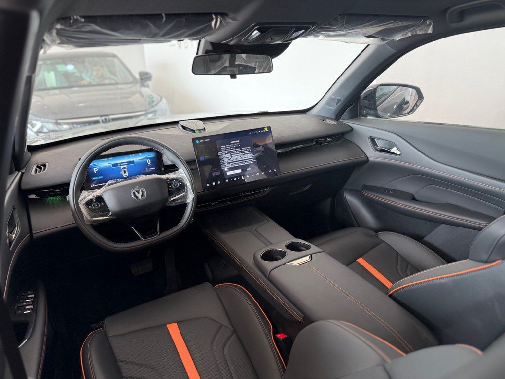 Changan Uni-Z, 1.5 L, 18.4 kWh, 2026 il, yeni — Avtomobillər, Bakı (10)