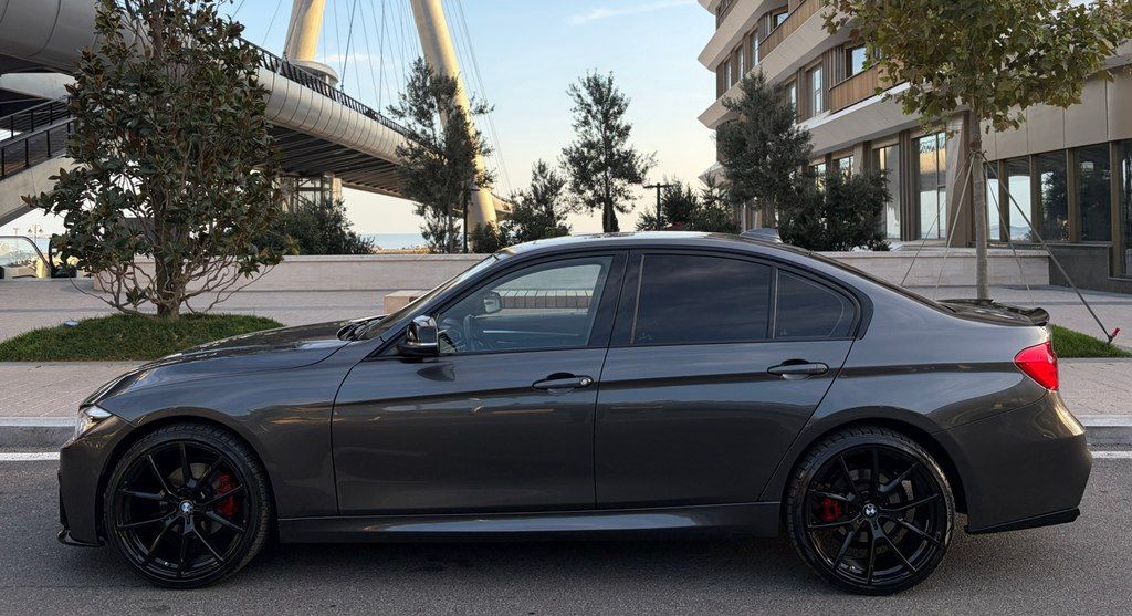 BMW 330, 2.0 L, 2018 il, 189 903 km — Avtomobillər, Bakı (4)