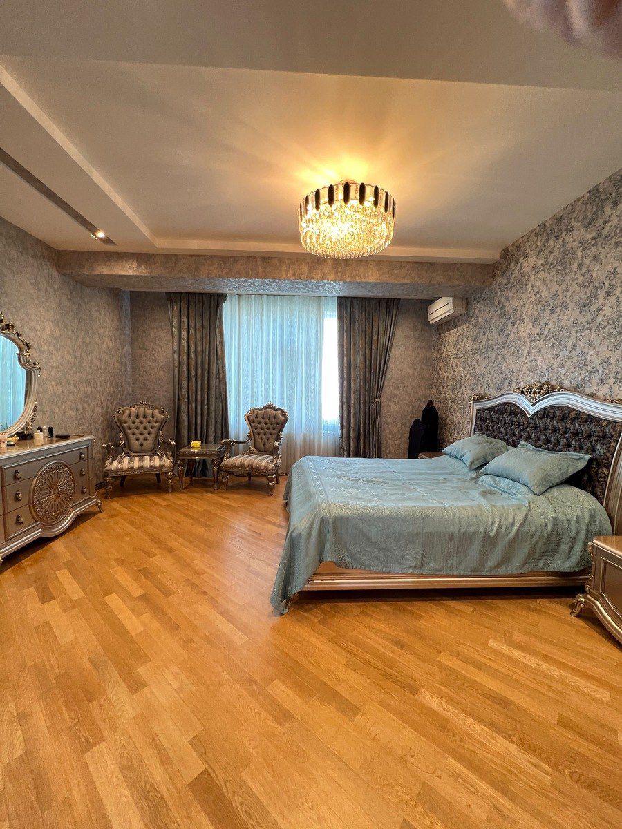 Satılır 5 otaqlı yeni tikili 225 m² — Mənzil, Bakı (8)