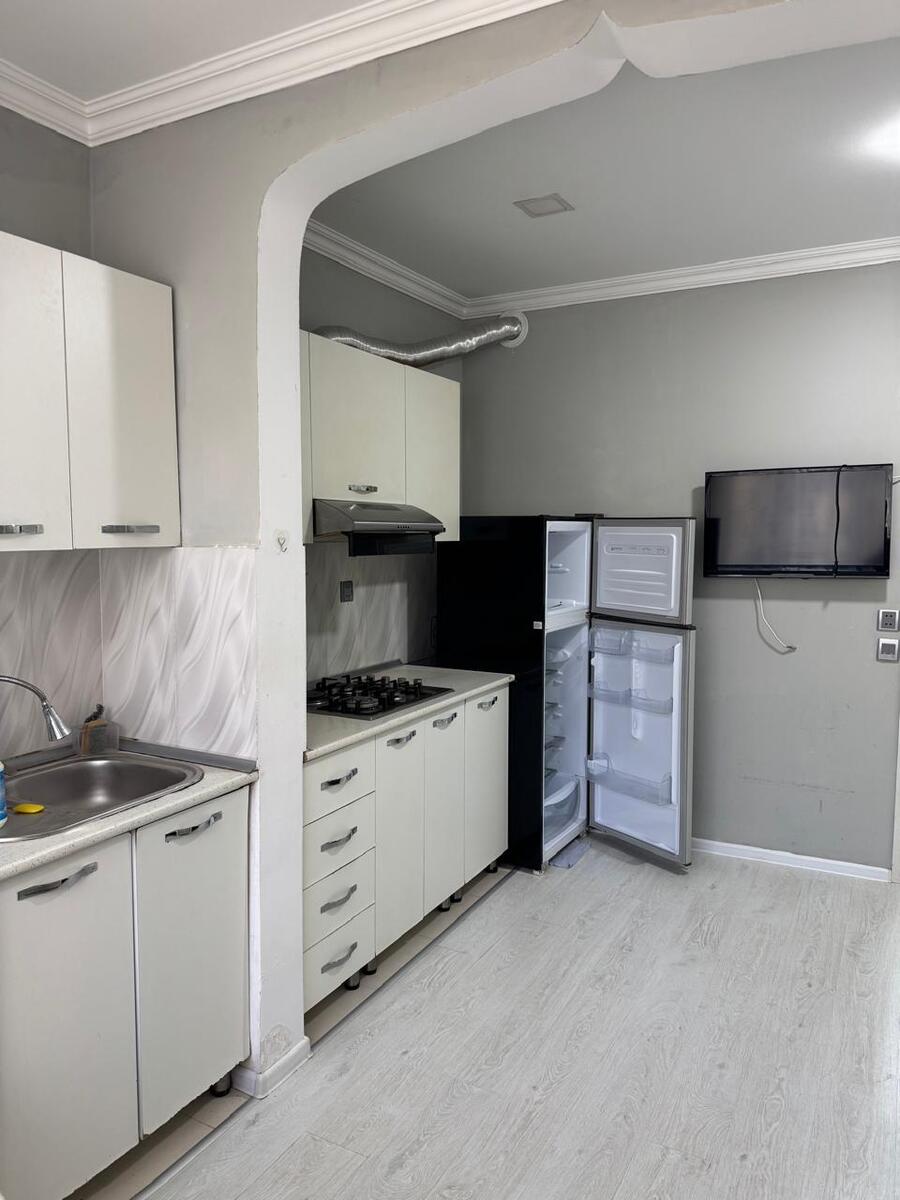 İcarəyə verilir 2 otaqlı köhnə tikili 60 m² — Mənzil, Bakı (9)