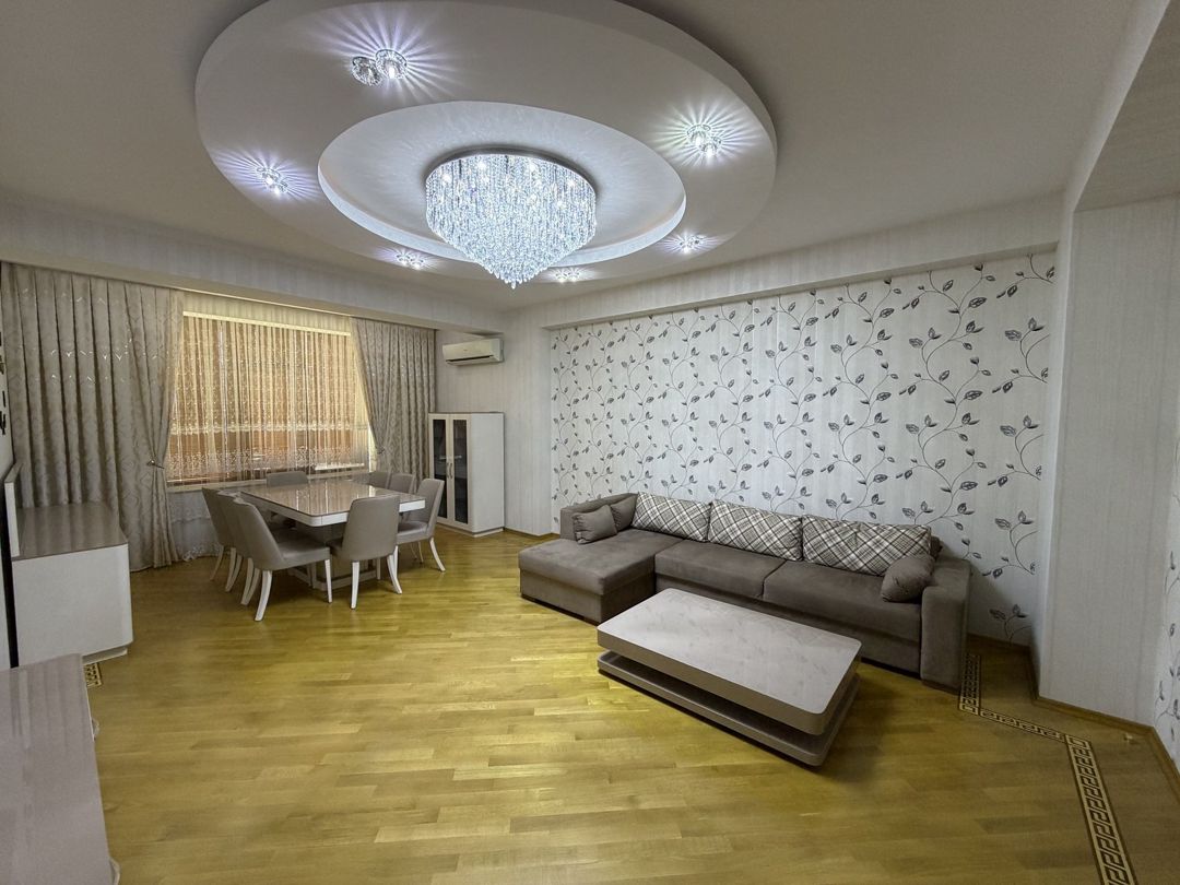 Satılır 3 otaqlı yeni tikili 168 m² — Mənzil, Bakı (2)