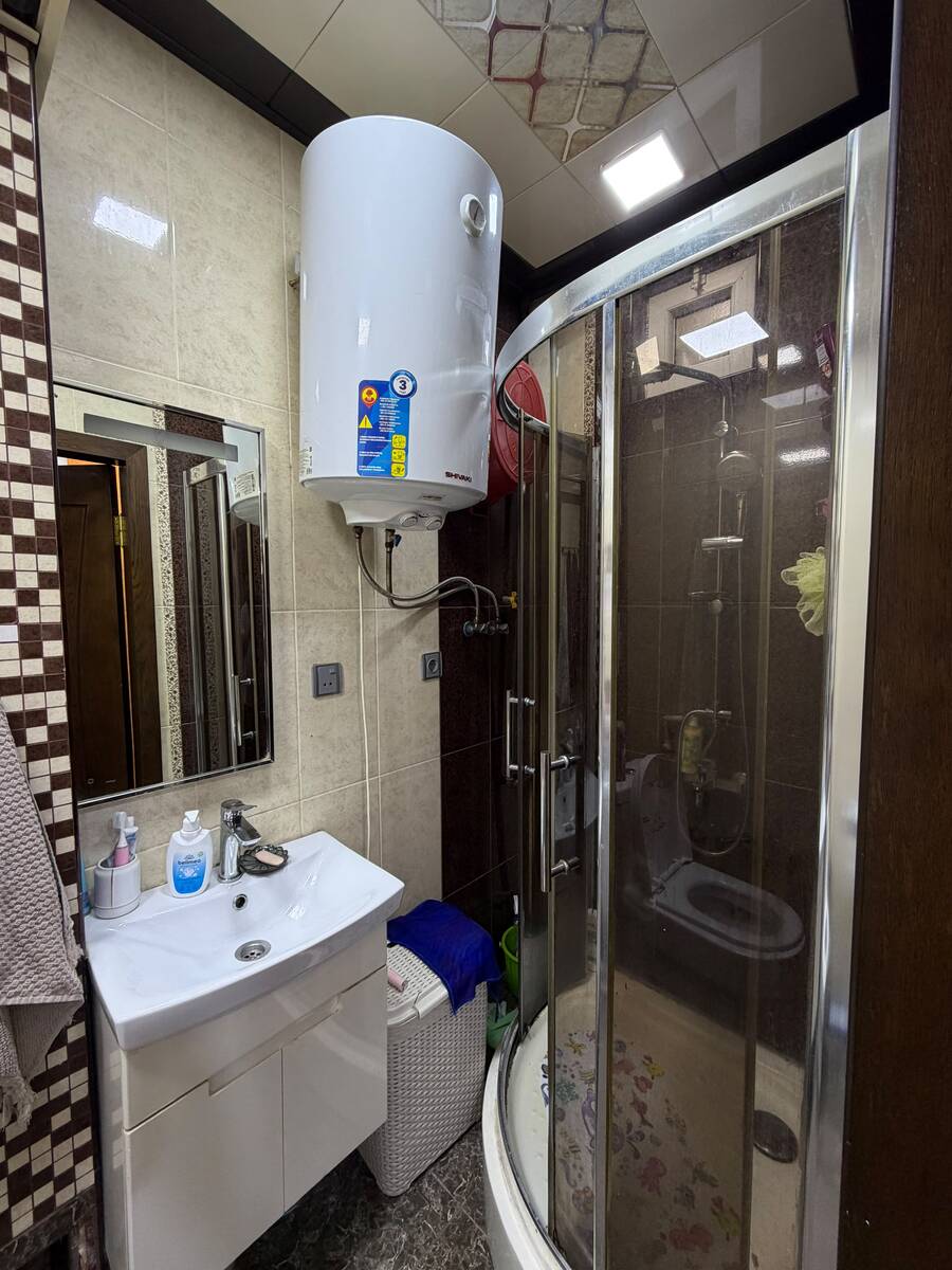 Satılır 2 otaqlı köhnə tikili 60 m² — Mənzil, Bakı (5)