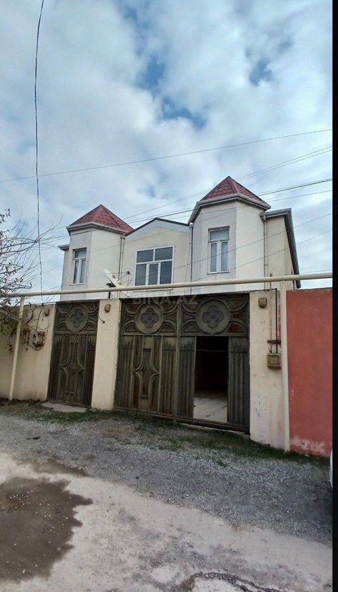 Satılır 6 otaqlı həyət evi/bağ evi 220 m² — Bakı