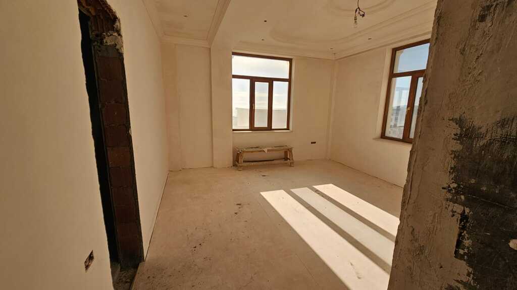 Satılır 9 otaqlı həyət evi/bağ evi 1200 m² — Ev, villa, Bakı (11)