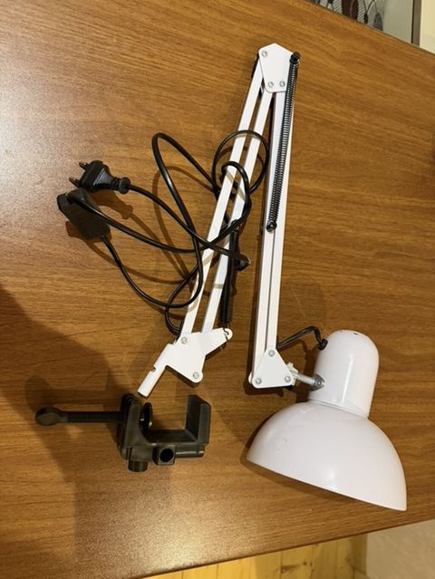 Masa üçün quyruq qarmaqlı (clamp) quraşdırılan, çevik qollu elektrik — Gəncə