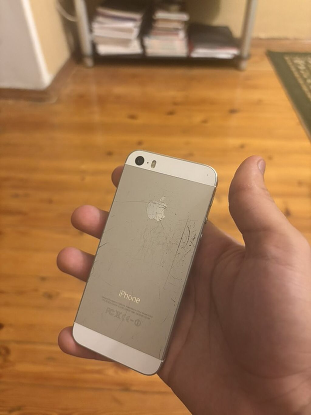 IPhone 5s, Gümüşü, Barmaq izi — Apple iPhone, Bakı