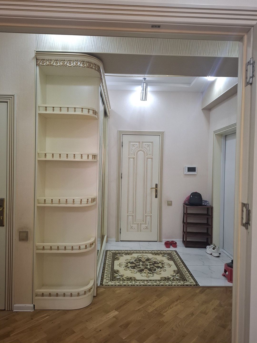 İcarəyə verilir 3 otaqlı yeni tikili 85 m² — Mənzil, Bakı (7)