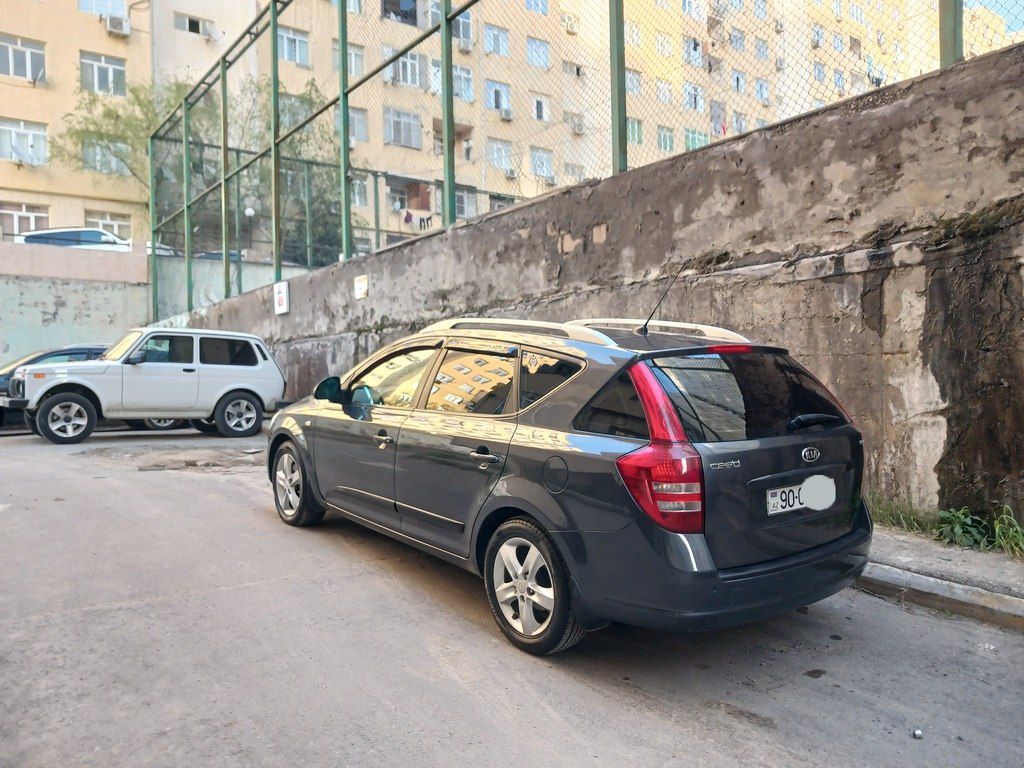 Kia Ceed SW, 1.6 L, 2008 il, 399 000 km — Avtomobillər, Bakı (6)