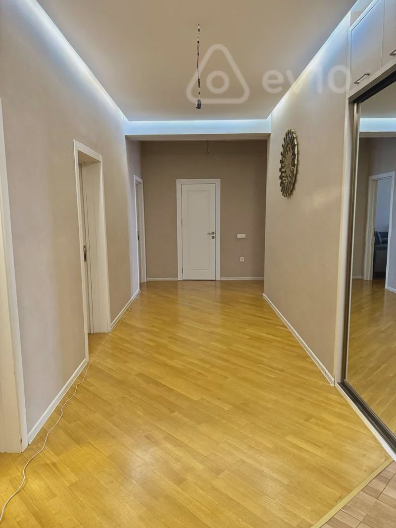 For sale: 3-room apartment (new building), 140 m² — Mənzil, Bakı (9)