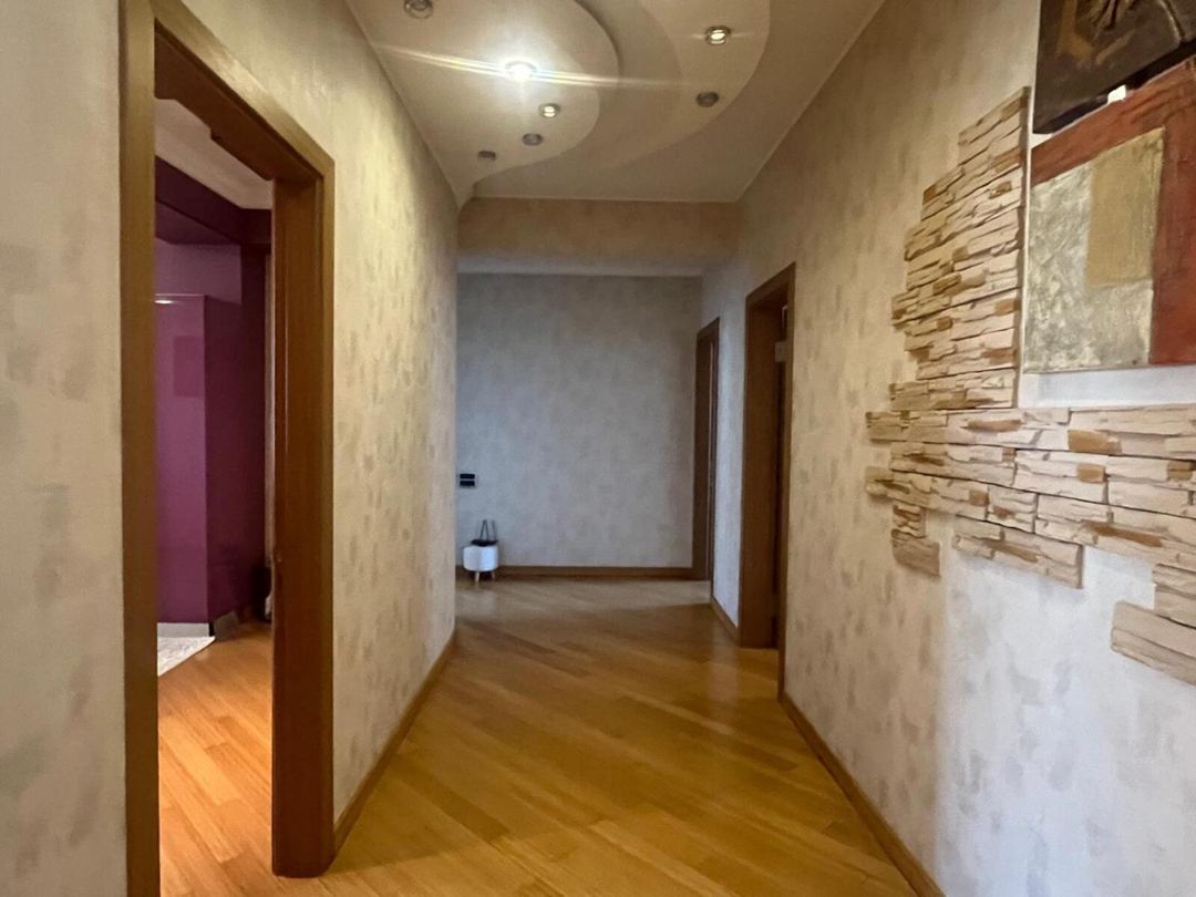 Satılır 4 otaqlı yeni tikili 190 m² — Mənzil, Bakı (8)