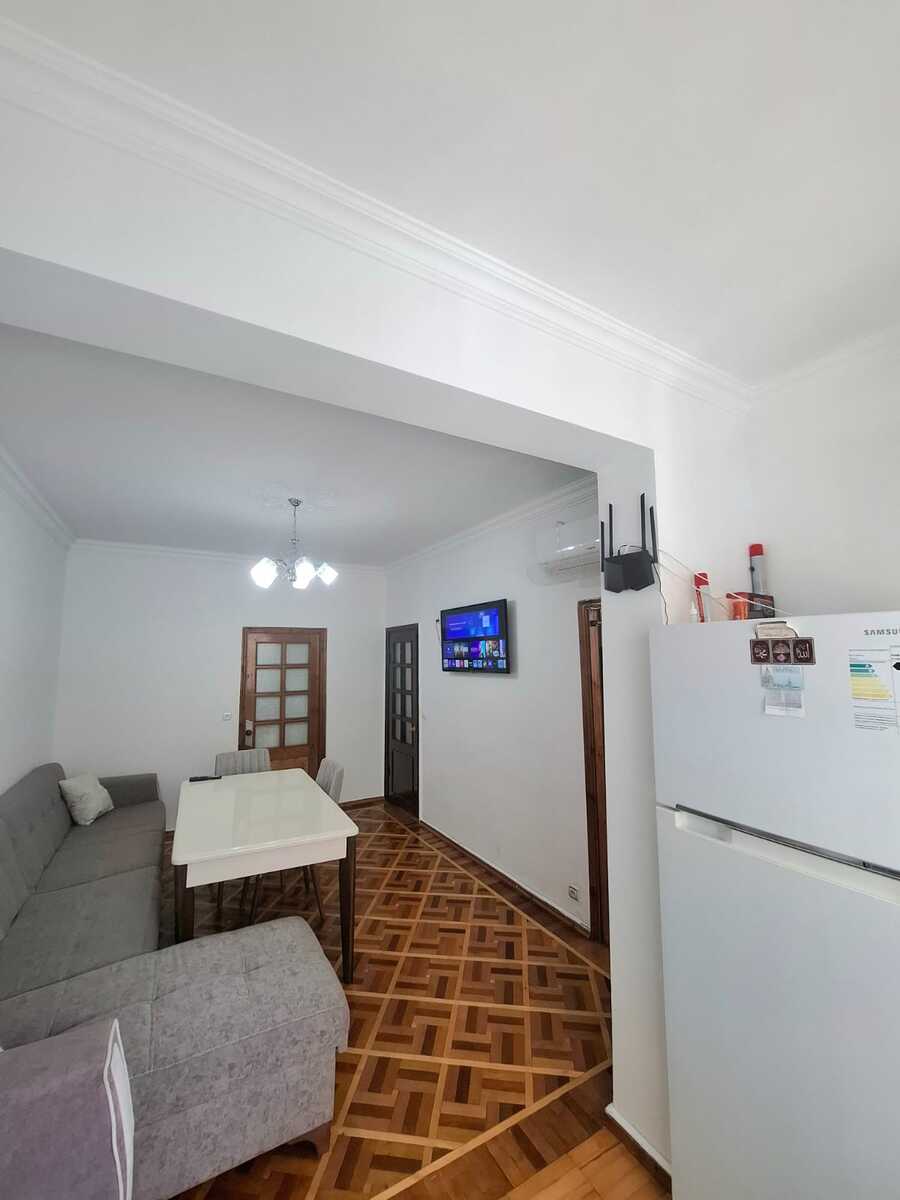 Satılır 3 otaqlı köhnə tikili 70 m² — Mənzil, Bakı (2)