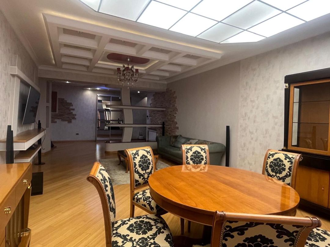 Satılır 4 otaqlı yeni tikili 190 m² — Mənzil, Bakı (5)