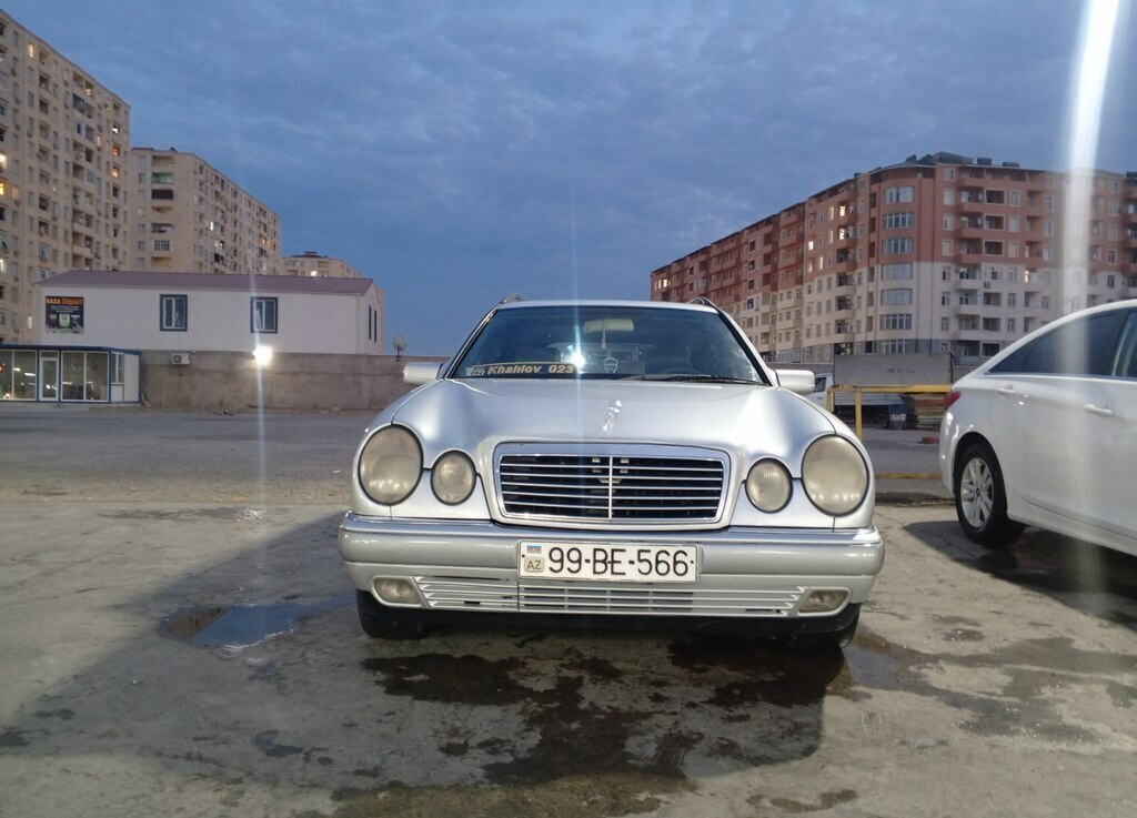 Mercedes E 240, 1999 il, 425000 km, 2.4 L