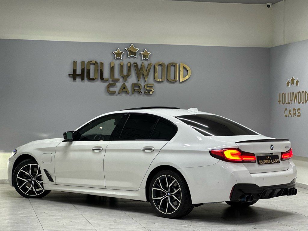 BMW 530e, 2.0 L, 12 kWh, 2018 il, 121 000 km — Avtomobillər, Bakı (8)