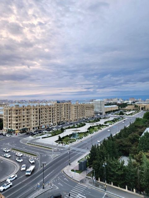 Satılır 2 otaqlı köhnə tikili 45 m² — Bakı