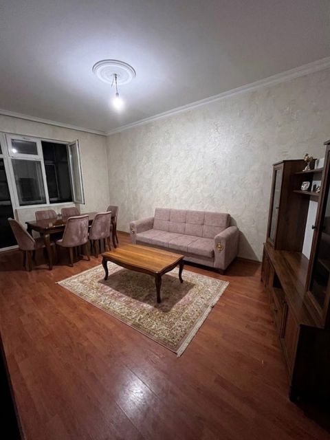 İcarəyə verilir 2 otaqlı köhnə tikili 50 m² — Bakı