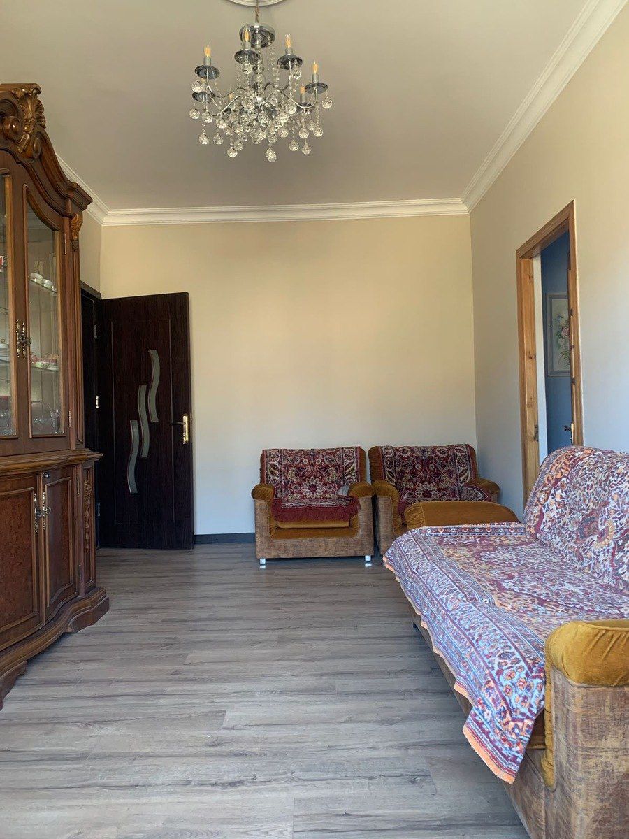 Satılır 5 otaqlı köhnə tikili 110 m² — Mənzil, Bakı (7)