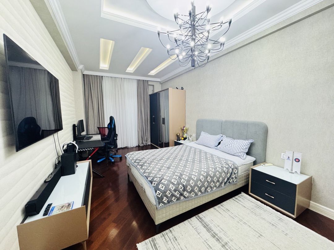 Satılır 4 otaqlı yeni tikili 215 m² — Mənzil, Bakı (9)
