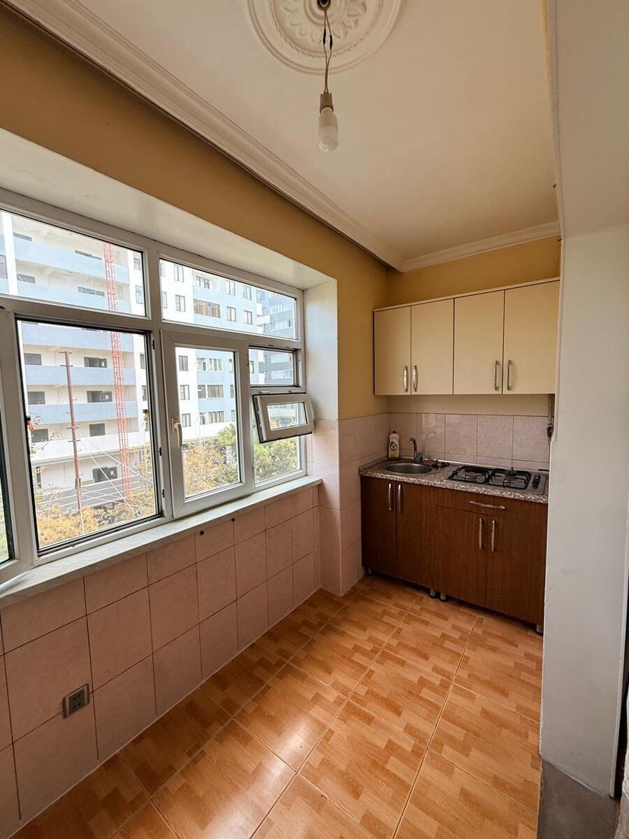 İcarəyə verilir 3 otaqlı köhnə tikili 65 m² — Mənzil, Bakı (10)