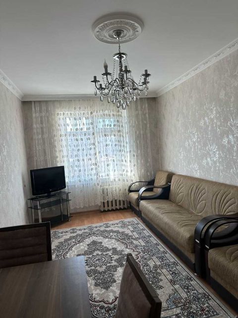 İcarəyə verilir 2 otaqlı köhnə tikili 50 m² — Bakı