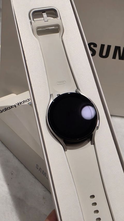 İşlənmiş, Smart saat, Samsung, Sensor ekran, rəng - Gümüşü — Bakı