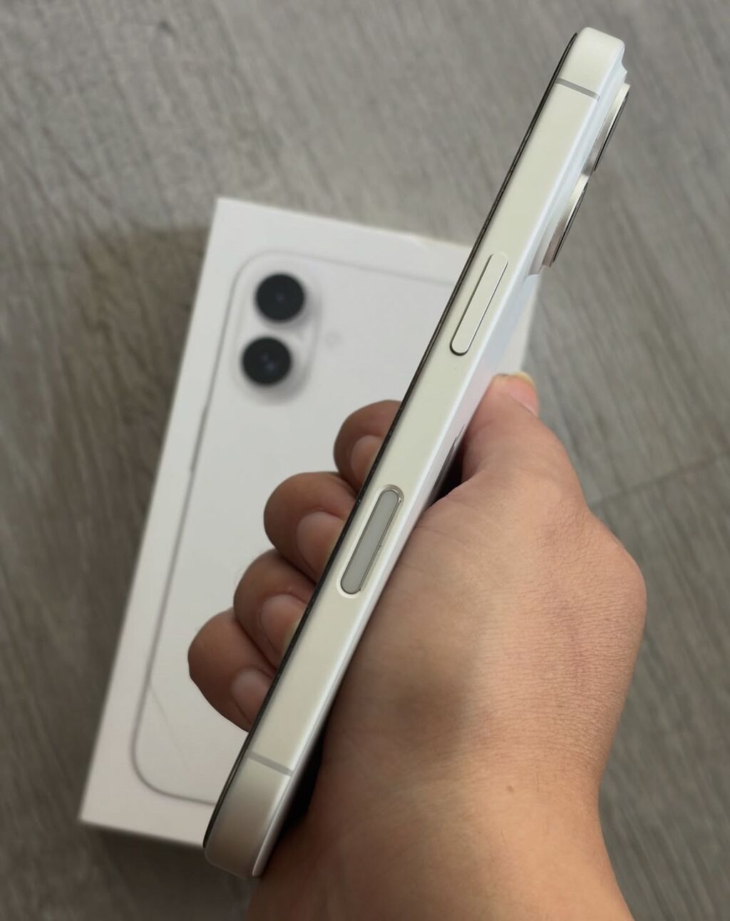 IPhone 16, 128 GB, Ağ, Zəmanət, Barmaq izi, Simsiz şarj — Apple iPhone, Bakı (2)