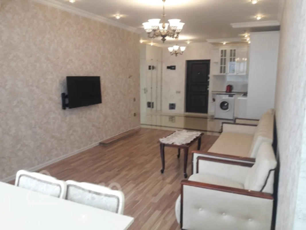 2 otaqlı mənzil, 70 m², Ənvər Hüseynov küçəsi — kirayə — Bakı
