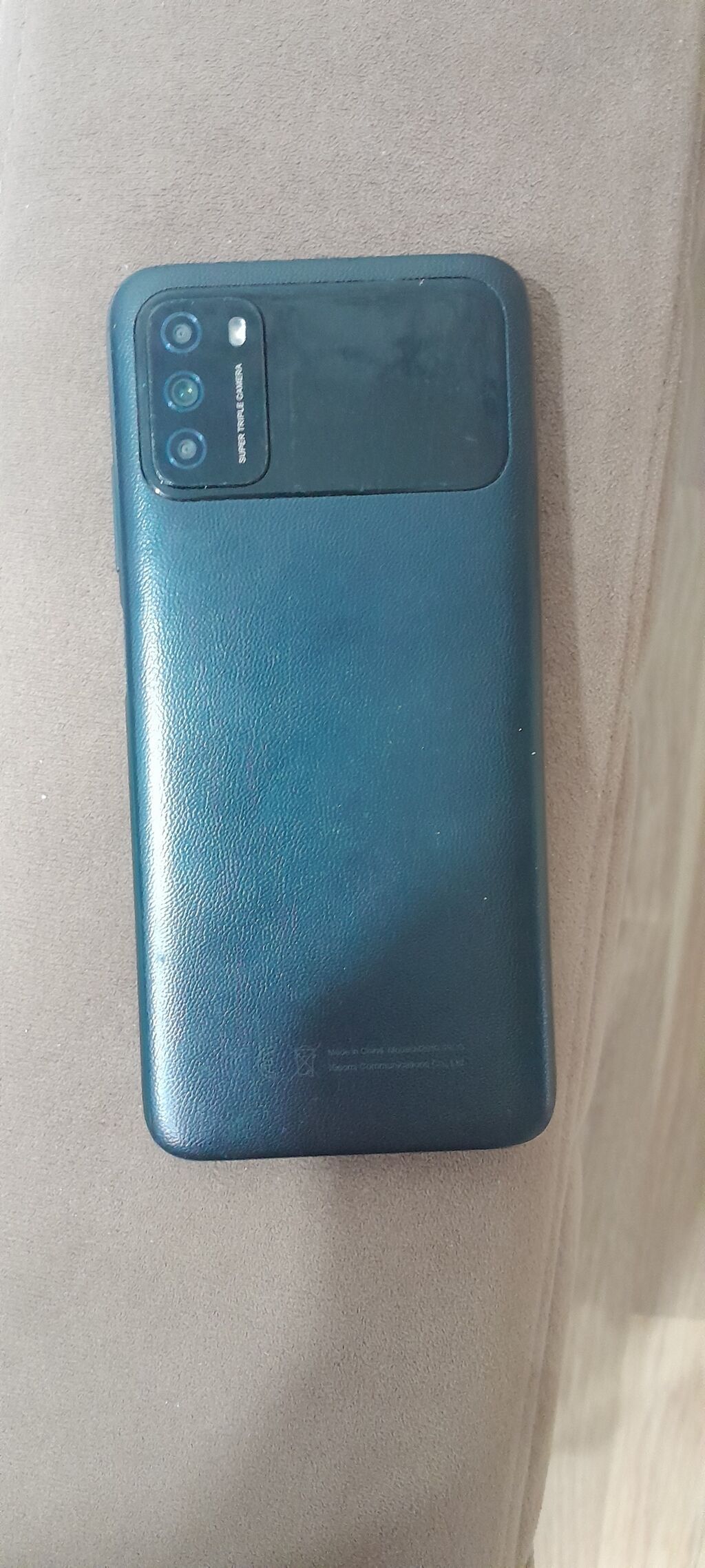 Smartfon – üçlü arxa kamera ilə - Ön tərəf: damla formalı ön kamera — Digər smartfonlar, Sumqayıt (2)