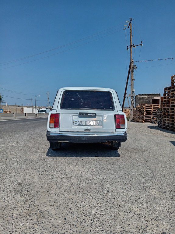 Lada (VAZ) 2104, 1.6 L, 1985 il, 270 000 km 20-DE-184 — Avtomobillər, Bakı (3)