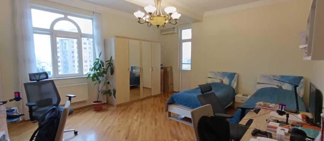 Satılır 4 otaqlı yeni tikili 200 m² — Mənzil, Bakı (7)