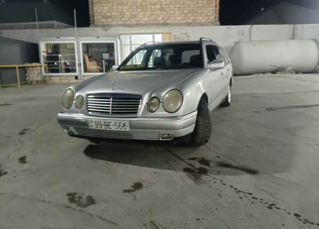 Mercedes E 240, 1999 il, 425000 km, 2.4 L 99-BE-566 — Avtomobillər (11)