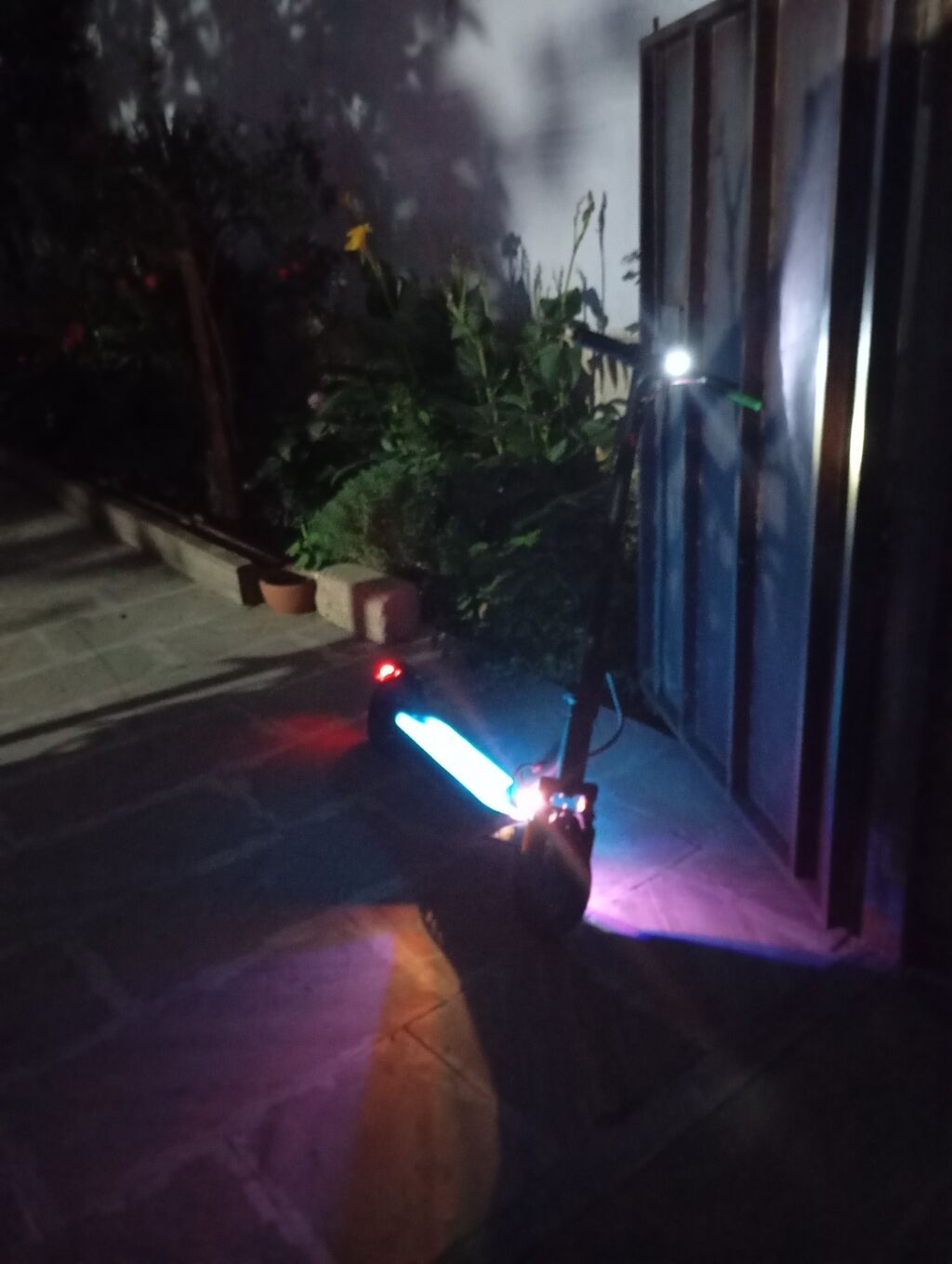 Elektrik skuter – güclü işıqlandırma ilə şəhərdaxili sürüş üçün — Skuterlər, Xırdalan (2)