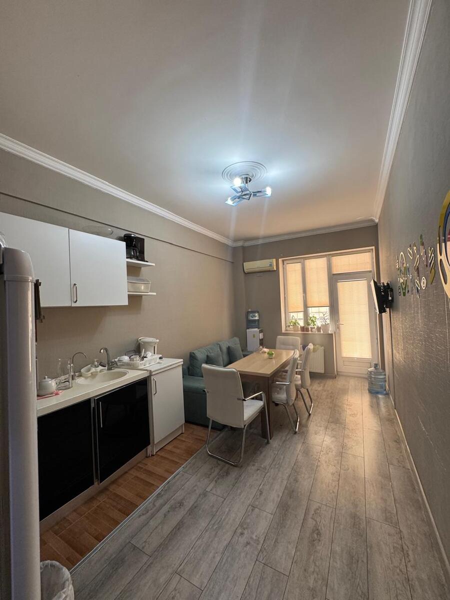 İcarəyə verilir 8 otaqlı ofis 370 m² — Ofis, Bakı (6)