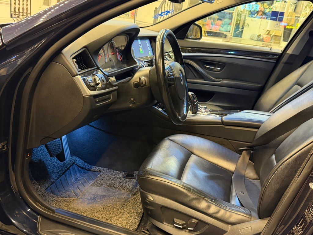 BMW 525, 2.0 L, 2011 il, 28 000 km — Avtomobillər, Bakı (7)