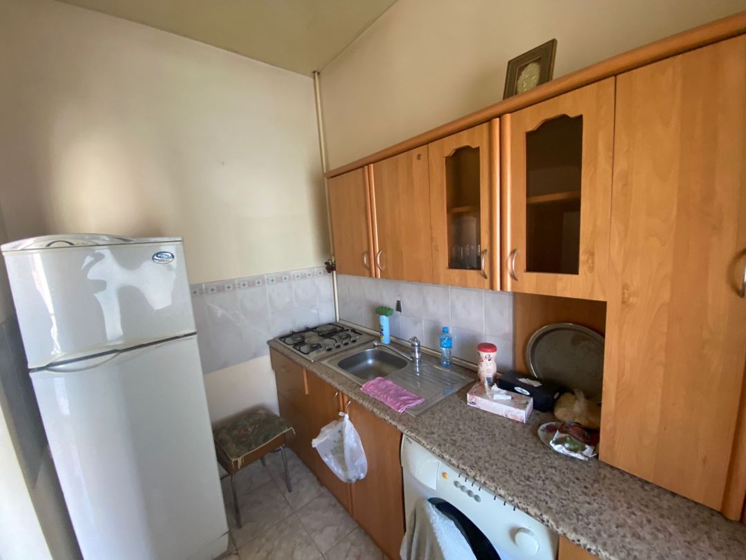 Satılır 1 otaqlı köhnə tikili 35 m² — Mənzil, Bakı (10)