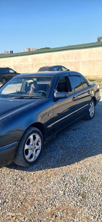 Mercedes E 230, 2.3 L, 1995 il, 680 590 km — Avtomobillər, Bakı (4)