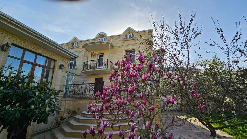 Satılır 5 otaqlı həyət evi/bağ evi 400 m² — Ev, villa, Bakı (8)