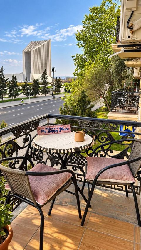 Satılır 3 otaqlı köhnə tikili 75 m² — Bakı