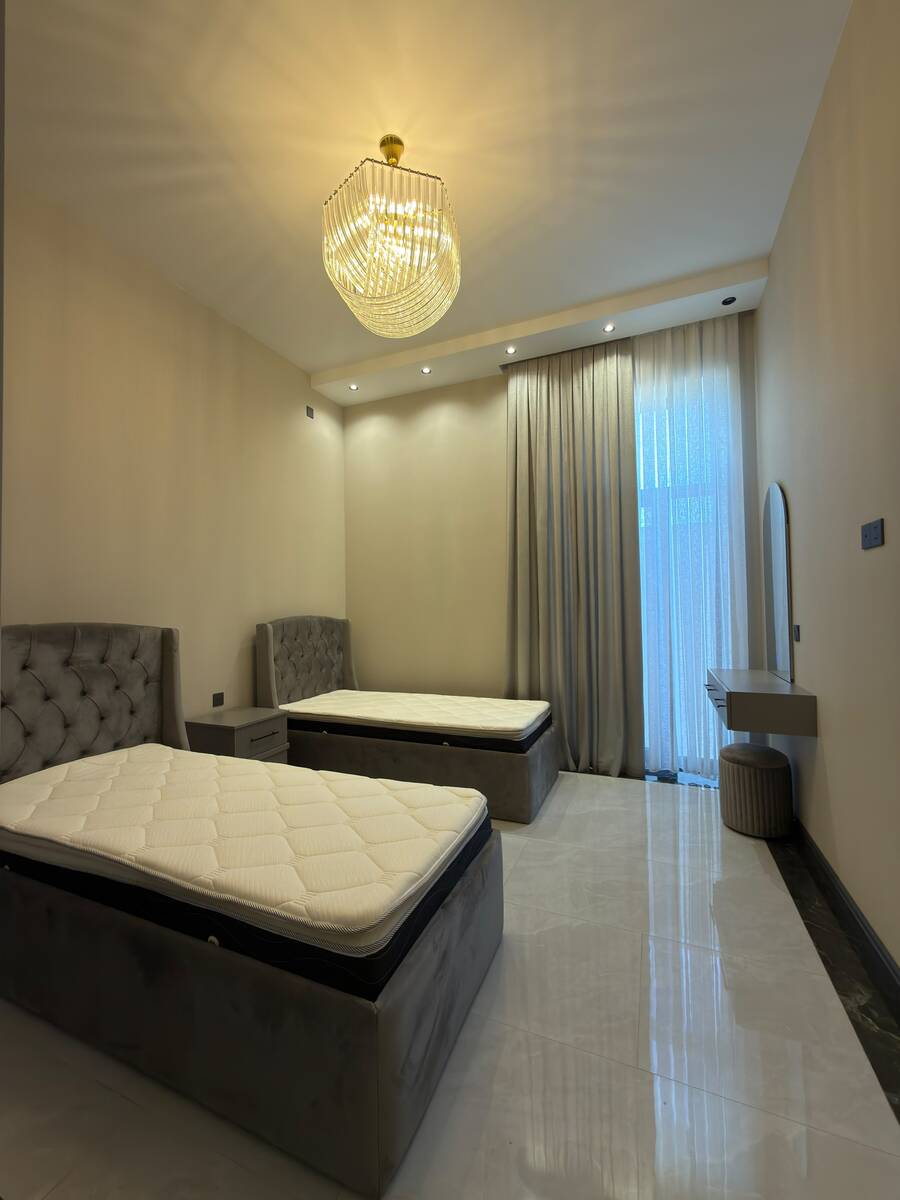 Satılır 5 otaqlı həyət evi/bağ evi 300 m² — Ev, villa, Bakı (12)
