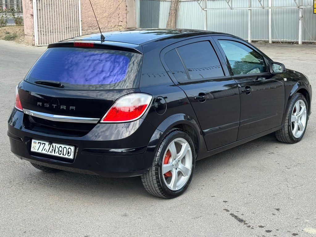 Opel Astra, 1.4 L, 2004 il, 267 000 km 77-YN-900 — Avtomobillər, Şəki (2)