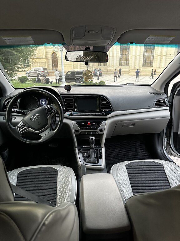 Hyundai Elantra, 2.0 L, 2017 il, 250 253 km — Avtomobillər, Bakı (7)