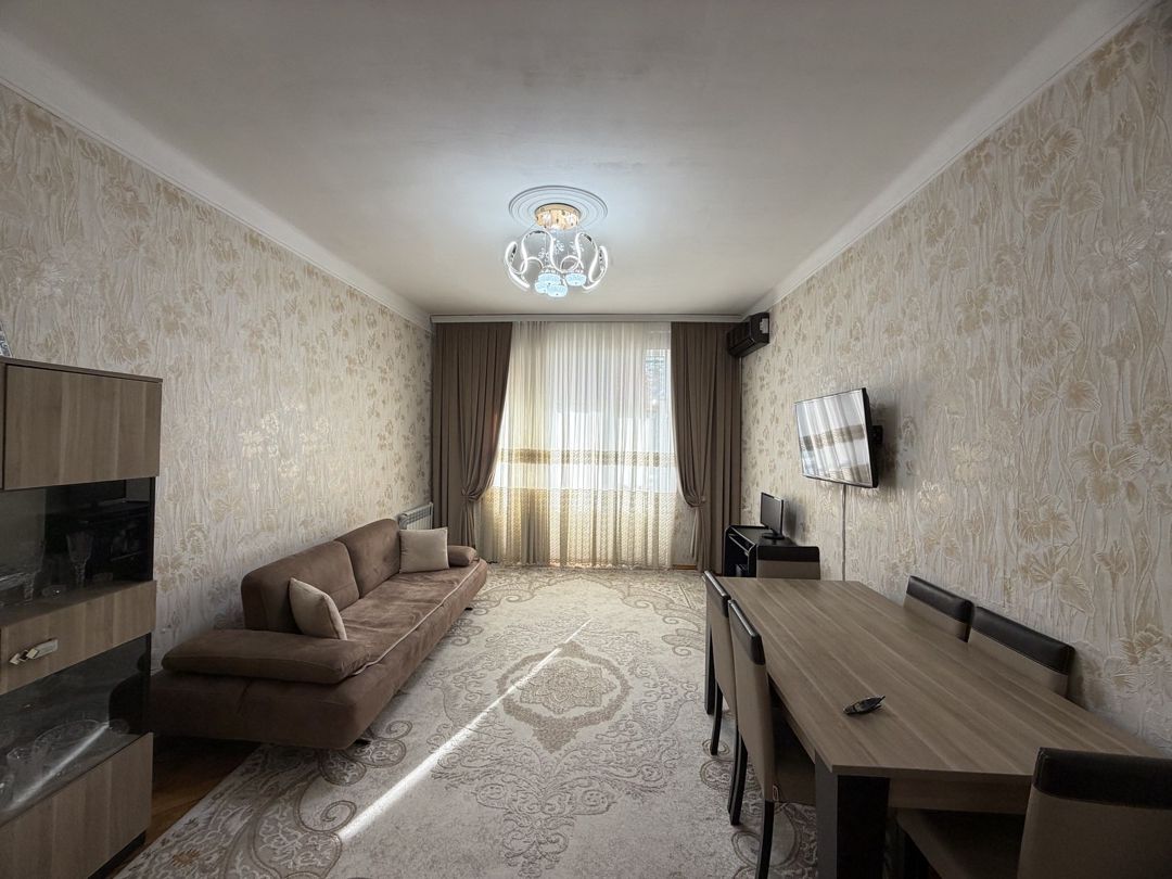 Satılır 2 otaqlı köhnə tikili 65 m² — Mənzil, Bakı (2)