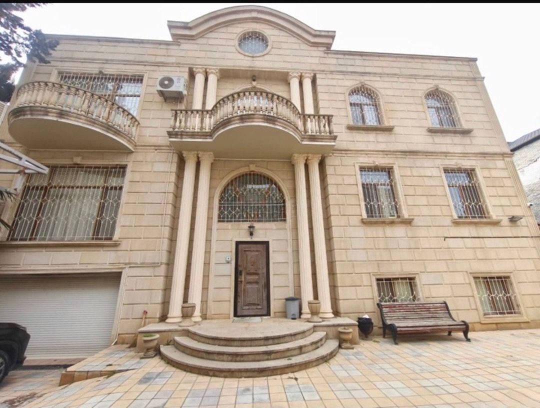 Satılır 10 otaqlı həyət evi/bağ evi 500 m² — Ev, villa, Bakı
