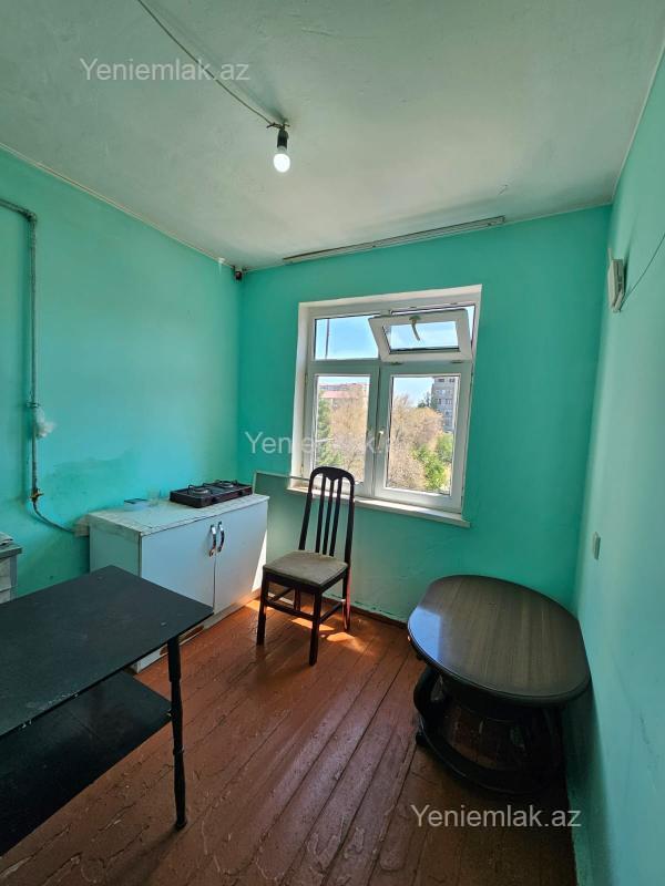 Satılır 1 otaqlı Bina evi menzil (Köhnə tikili), 32 m², 8-ci mikrorayon — Mənzil, Sumqayıt (4)