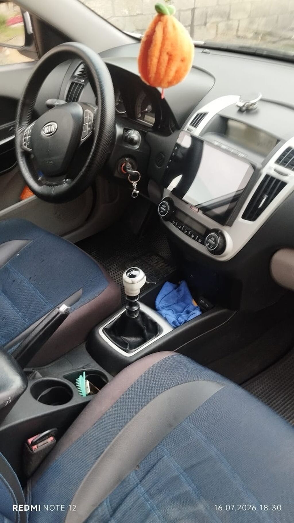 Kia Ceed CRDi hatchback - Korpus: 5 qapılı, ağ rəng, arxa şüşə — Avtomobillər, Bərdə (5)